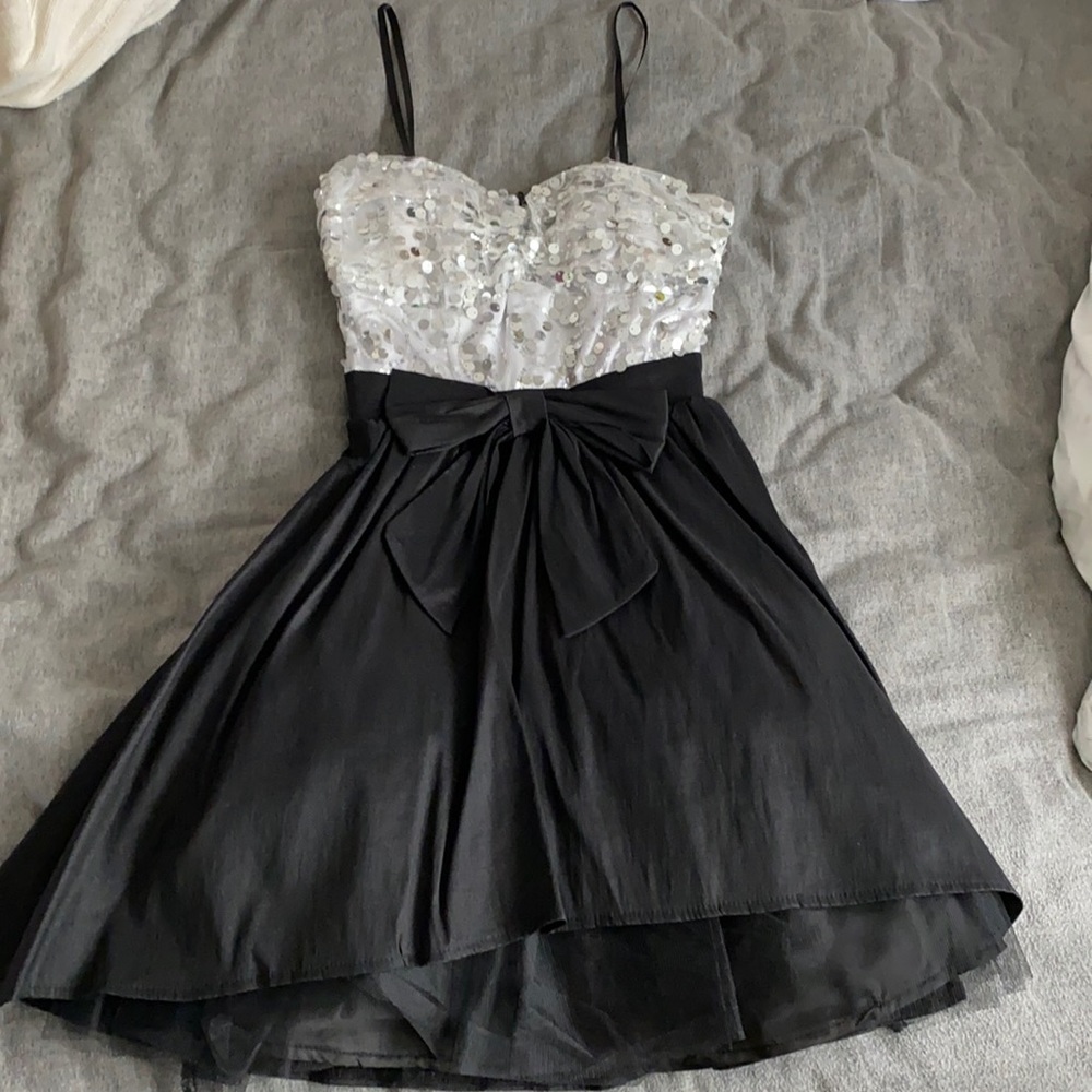 Homecoming/ formal/ prom dress